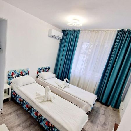 Ares Hotel Констанца Екстериор снимка