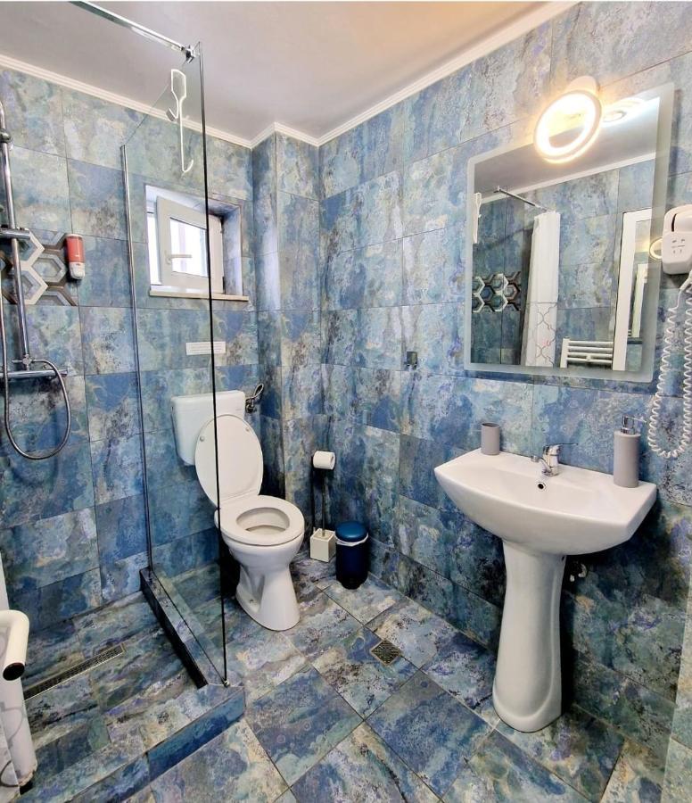 Ares Hotel Констанца Екстериор снимка