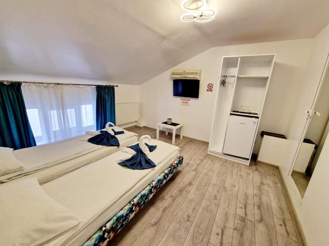 Ares Hotel Констанца Екстериор снимка
