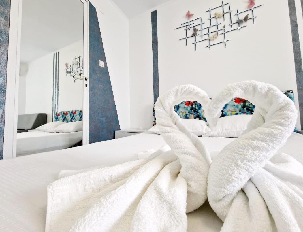 Ares Hotel Констанца Екстериор снимка